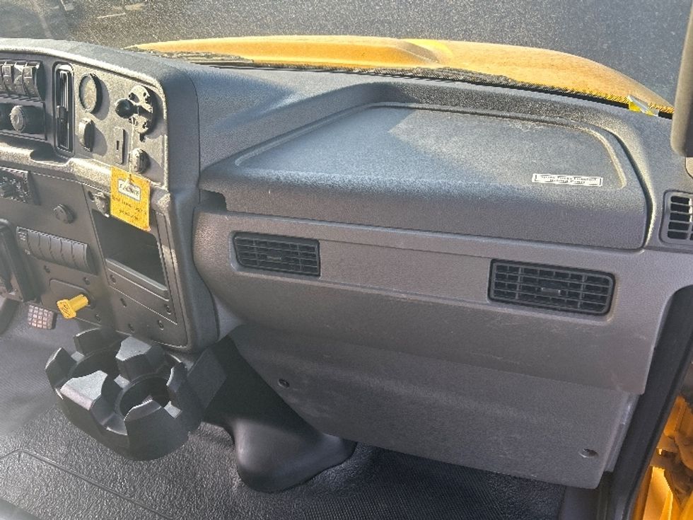 Medium Duty Box Truck-Light and Medium Duty Trucks-International-2021-MV607-El Paso-TX-134,258\n\t\tmiles-$ 45,500 - Image 20