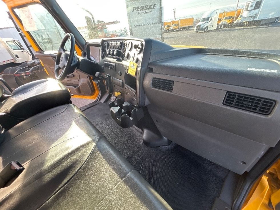 Medium Duty Box Truck-Light and Medium Duty Trucks-International-2021-MV607-El Paso-TX-134,258\n\t\tmiles-$ 45,500 - Image 21