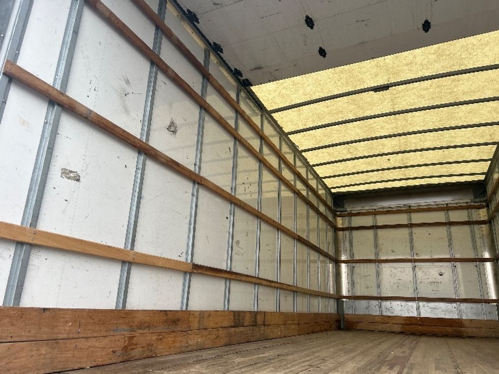 Medium Duty Box Truck-Light and Medium Duty Trucks-International-2021-MV607-El Paso-TX-146,484\n\t\tmiles-$ 43,750 - Image 11
