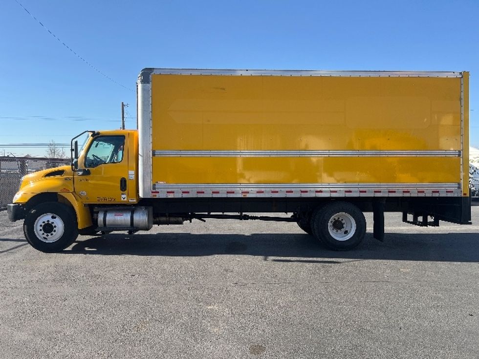Medium Duty Box Truck-Light and Medium Duty Trucks-International-2021-MV607-El Paso-TX-146,484\n\t\tmiles-$ 43,750 - Image 4