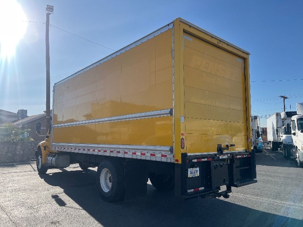 Medium Duty Box Truck-Light and Medium Duty Trucks-International-2021-MV607-El Paso-TX-146,484\n\t\tmiles-$ 43,750 - Image 6