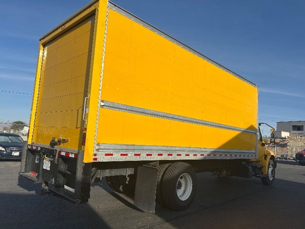 Medium Duty Box Truck-Light and Medium Duty Trucks-International-2021-MV607-El Paso-TX-158,398\n\t\tmiles-$ 42,000 - Image 11