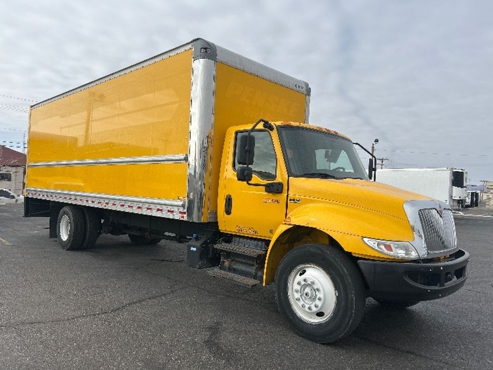 Medium Duty Box Truck-Light and Medium Duty Trucks-International-2021-MV607-El Paso-TX-168,876\n\t\tmiles-$ 46,750 - Image 1
