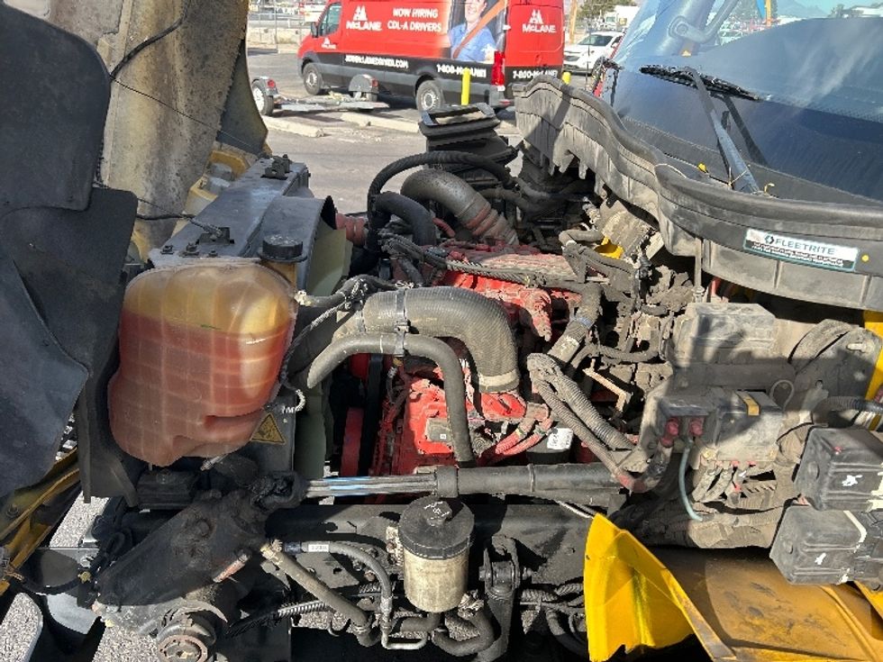 Medium Duty Box Truck-Light and Medium Duty Trucks-International-2021-MV607-El Paso-TX-168,876\n\t\tmiles-$ 46,750 - Image 23