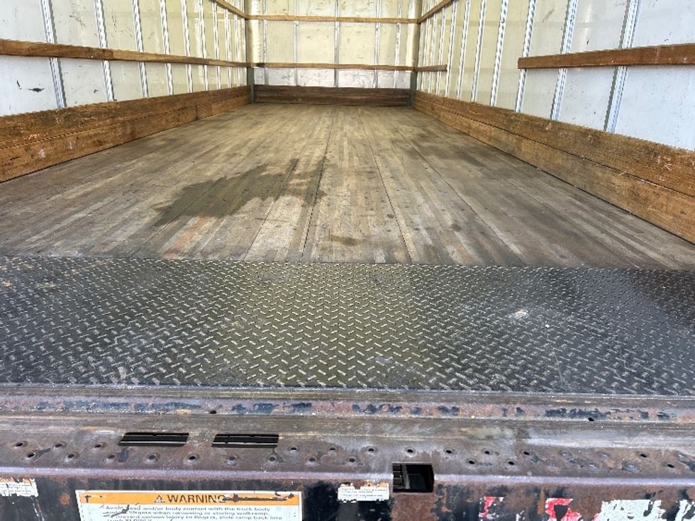 Medium Duty Box Truck-Light and Medium Duty Trucks-International-2021-MV607-El Paso-TX-168,876\n\t\tmiles-$ 46,750 - Image 9