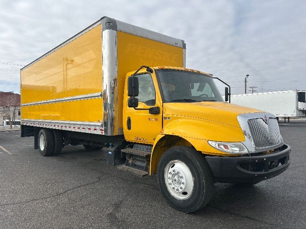 Medium Duty Box Truck-Light and Medium Duty Trucks-International-2021-MV607-El Paso-TX-183,071\n\t\tmiles-$ 44,750 - Image 1