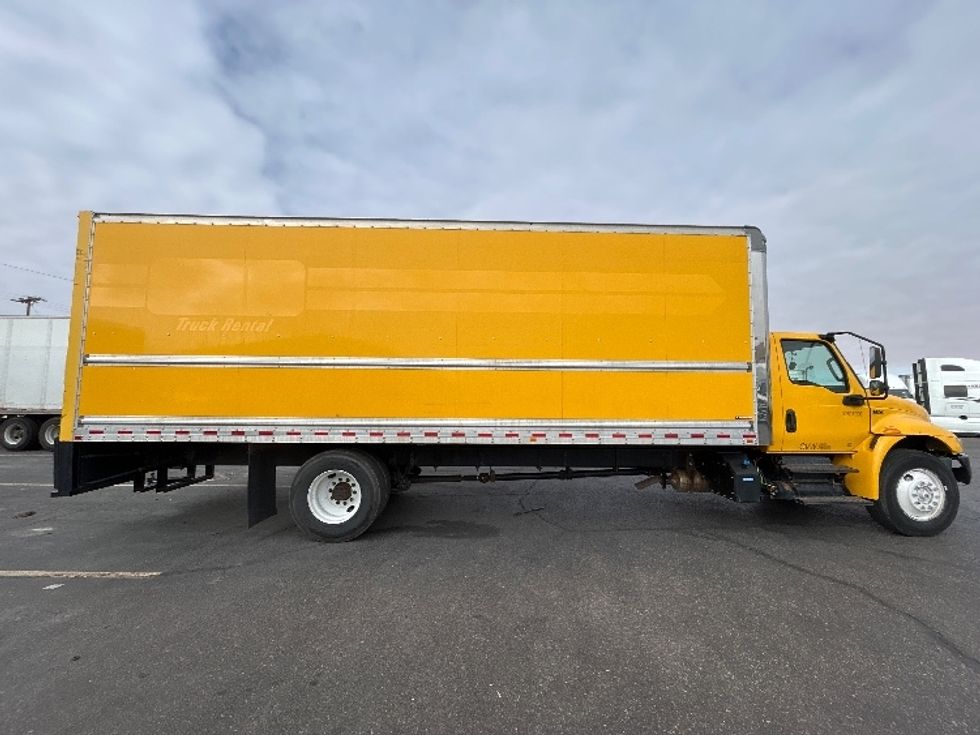 Medium Duty Box Truck-Light and Medium Duty Trucks-International-2021-MV607-El Paso-TX-183,071\n\t\tmiles-$ 44,750 - Image 14