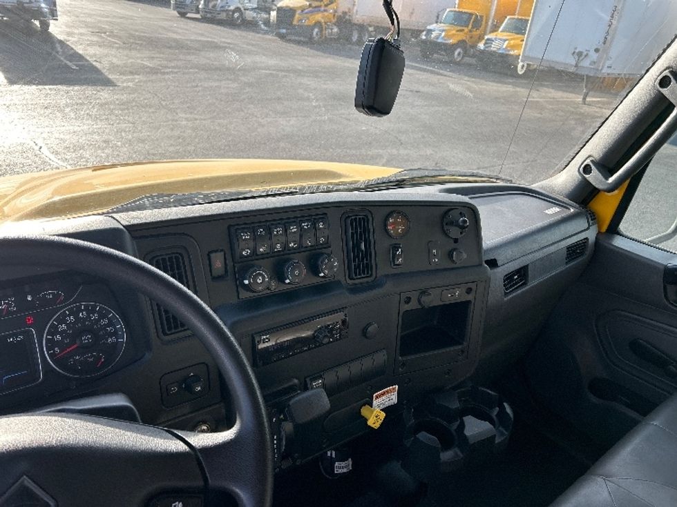 Medium Duty Box Truck-Light and Medium Duty Trucks-International-2021-MV607-El Paso-TX-183,071\n\t\tmiles-$ 44,750 - Image 17