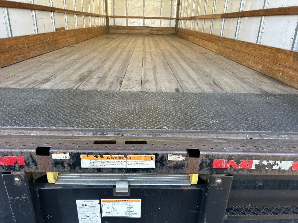 Medium Duty Box Truck-Light and Medium Duty Trucks-International-2021-MV607-El Paso-TX-183,071\n\t\tmiles-$ 44,750 - Image 9