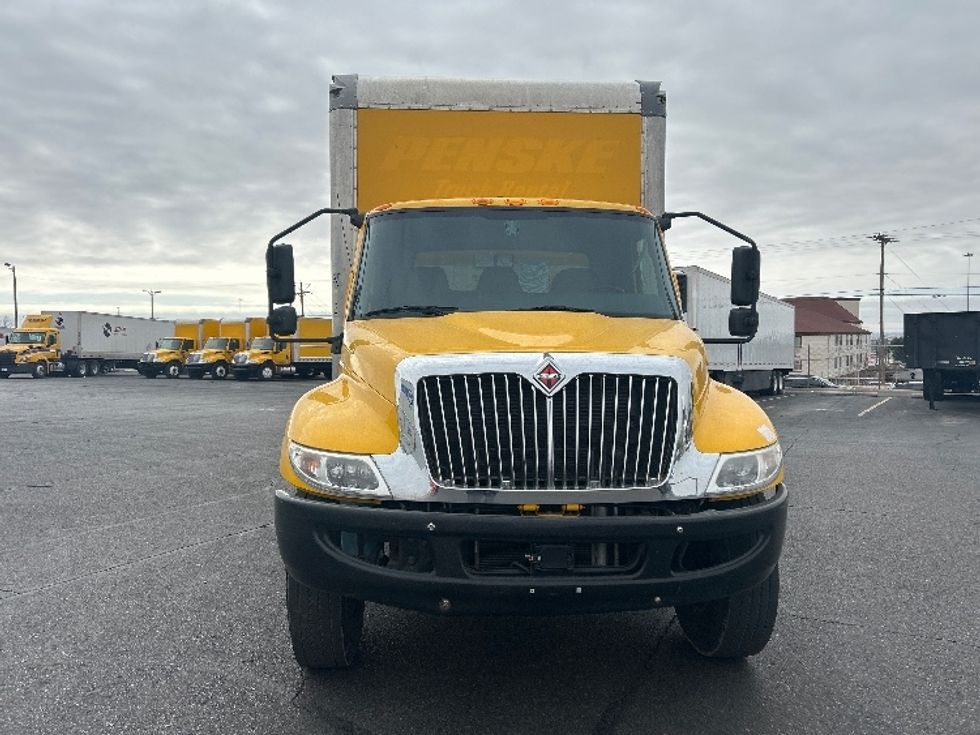 Medium Duty Box Truck-Light and Medium Duty Trucks-International-2021-MV607-El Paso-TX-188,992\n\t\tmiles-$ 43,750 - Image 2