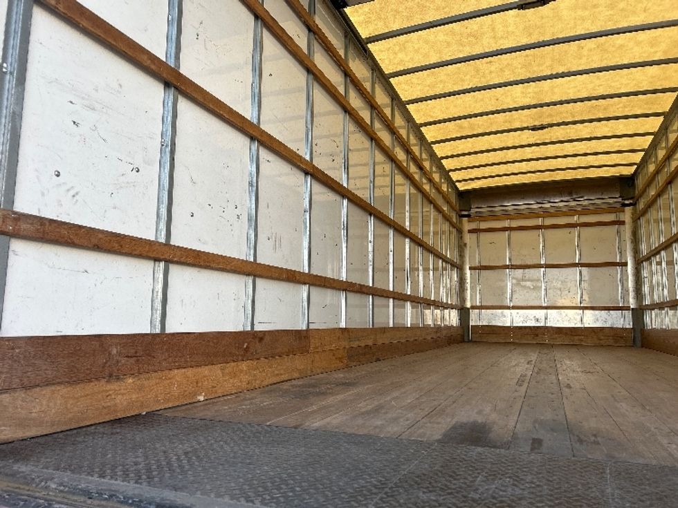 Medium Duty Box Truck-Light and Medium Duty Trucks-International-2021-MV607-El Paso-TX-192,634\n\t\tmiles-$ 43,250 - Image 10
