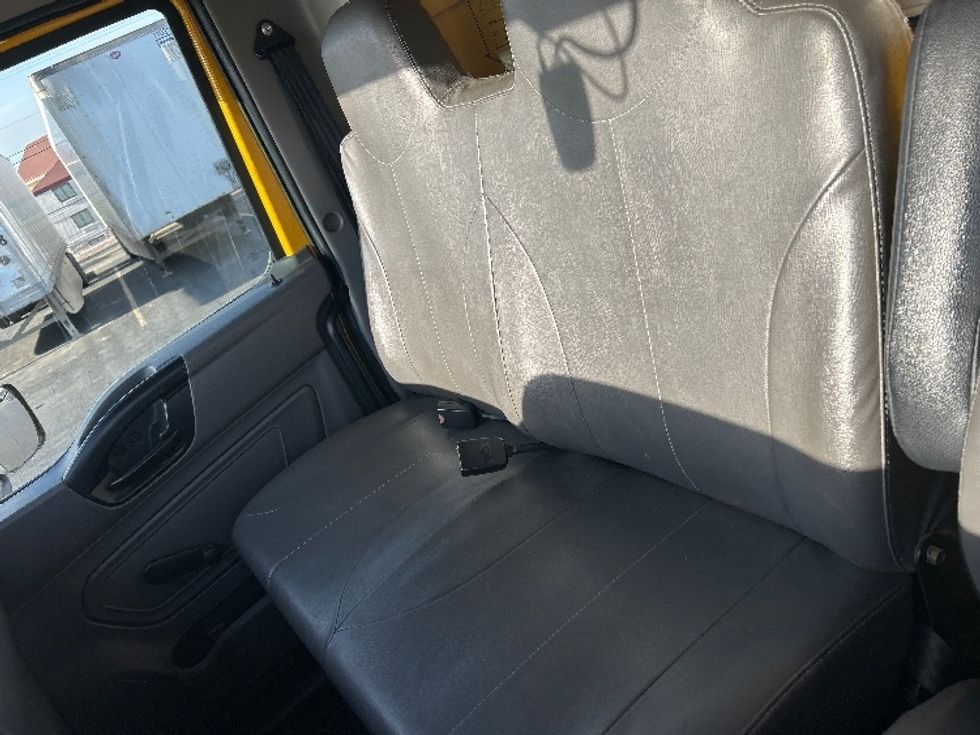 Medium Duty Box Truck-Light and Medium Duty Trucks-International-2021-MV607-El Paso-TX-192,634\n\t\tmiles-$ 43,250 - Image 18