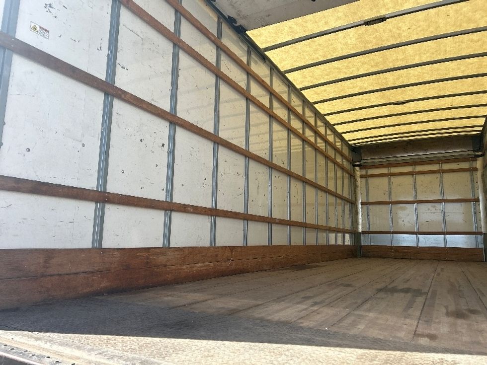 Medium Duty Box Truck-Light and Medium Duty Trucks-International-2021-MV607-El Paso-TX-200,983\n\t\tmiles-$ 42,250 - Image 10