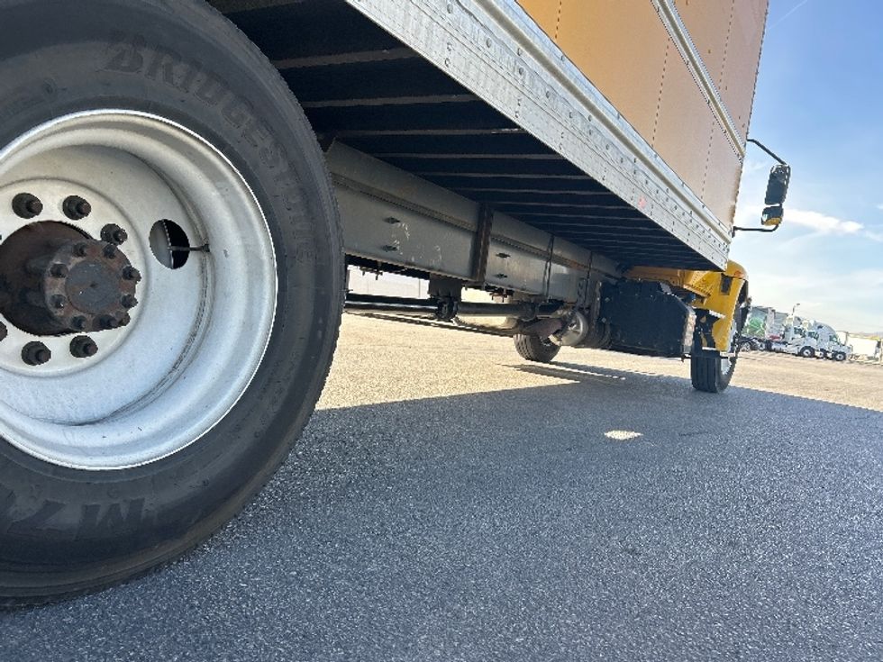 Medium Duty Box Truck-Light and Medium Duty Trucks-International-2021-MV607-El Paso-TX-200,983\n\t\tmiles-$ 42,250 - Image 13