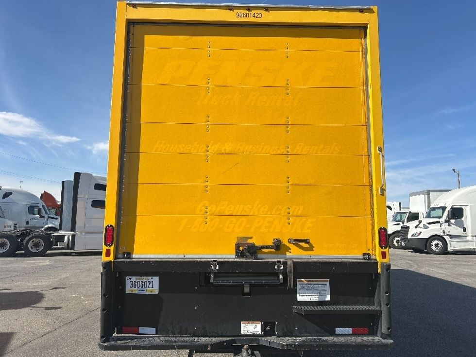 Medium Duty Box Truck-Light and Medium Duty Trucks-International-2021-MV607-El Paso-TX-200,983\n\t\tmiles-$ 42,250 - Image 7