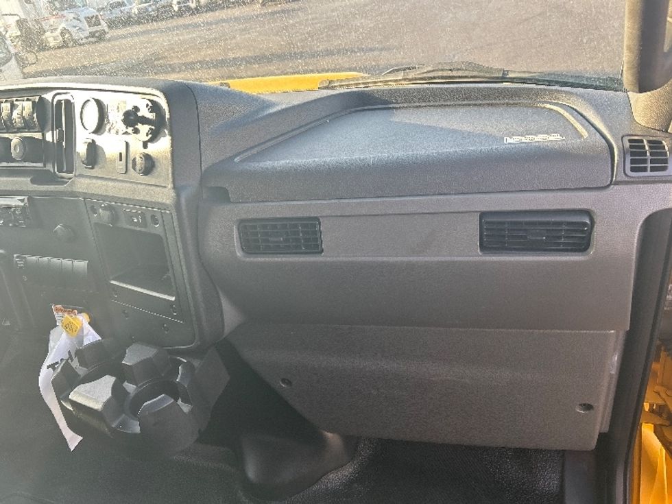 Medium Duty Box Truck-Light and Medium Duty Trucks-International-2021-MV607-El Paso-TX-213,847\n\t\tmiles-$ 40,250 - Image 20