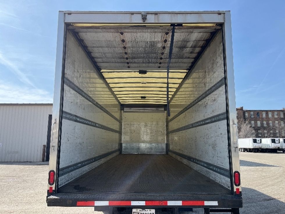 Medium Duty Box Truck-Light and Medium Duty Trucks-International-2021-MV607-Elkhart-IN-170,865\n\t\tmiles-$ 50,250 - Image 8