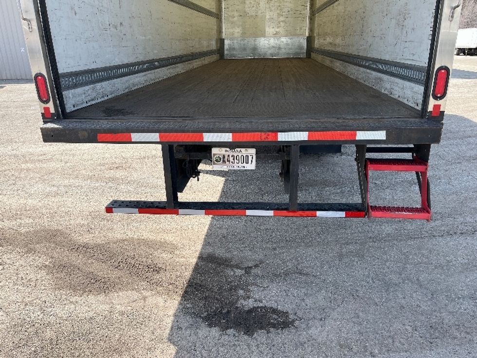 Medium Duty Box Truck-Light and Medium Duty Trucks-International-2021-MV607-Elkhart-IN-170,865\n\t\tmiles-$ 50,250 - Image 9