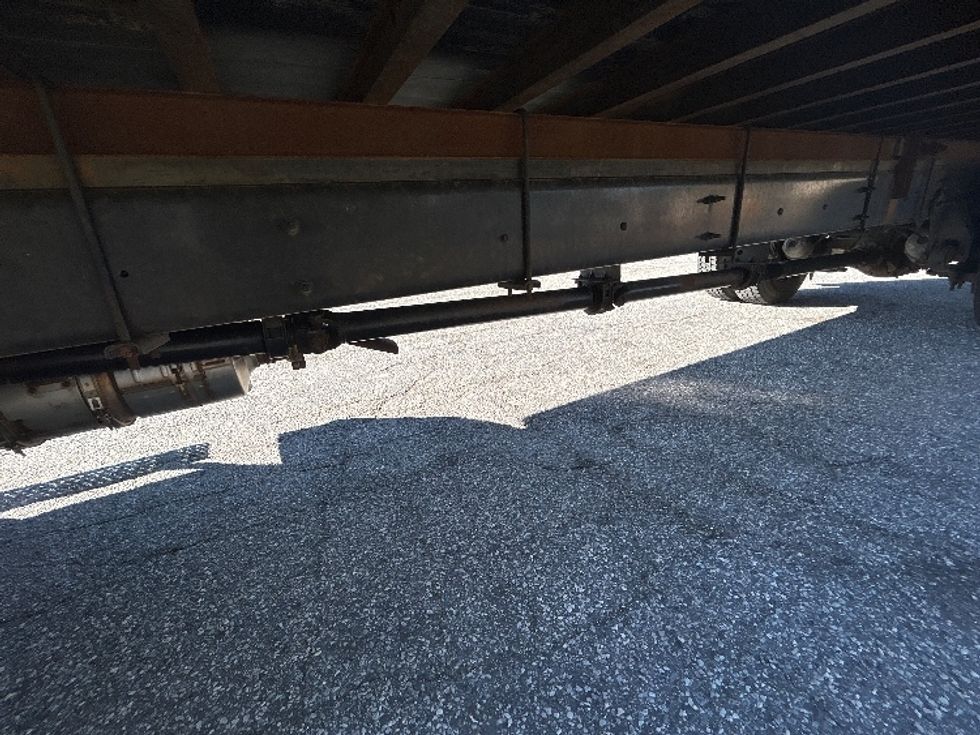 Medium Duty Box Truck-Light and Medium Duty Trucks-International-2021-MV607-Essex-MD-185,180\n\t\tmiles-$ 42,500 - Image 5