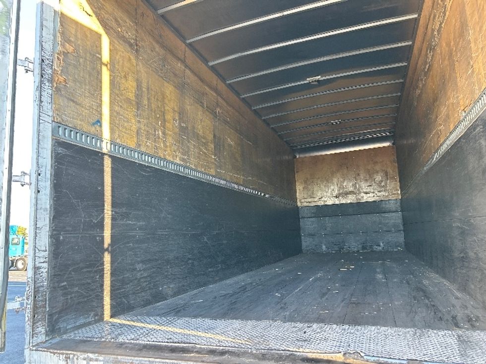 Medium Duty Box Truck-Light and Medium Duty Trucks-International-2021-MV607-Evansville-IN-21,320\n\t\tmiles-$ 66,500 - Image 11