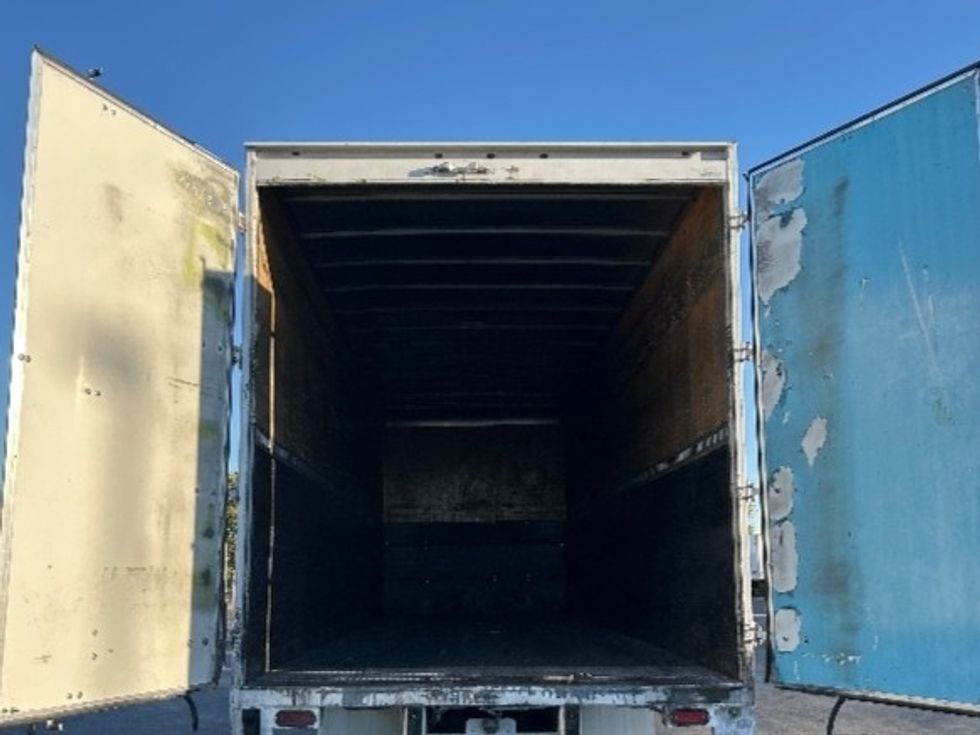 Medium Duty Box Truck-Light and Medium Duty Trucks-International-2021-MV607-Evansville-IN-21,320\n\t\tmiles-$ 66,500 - Image 8