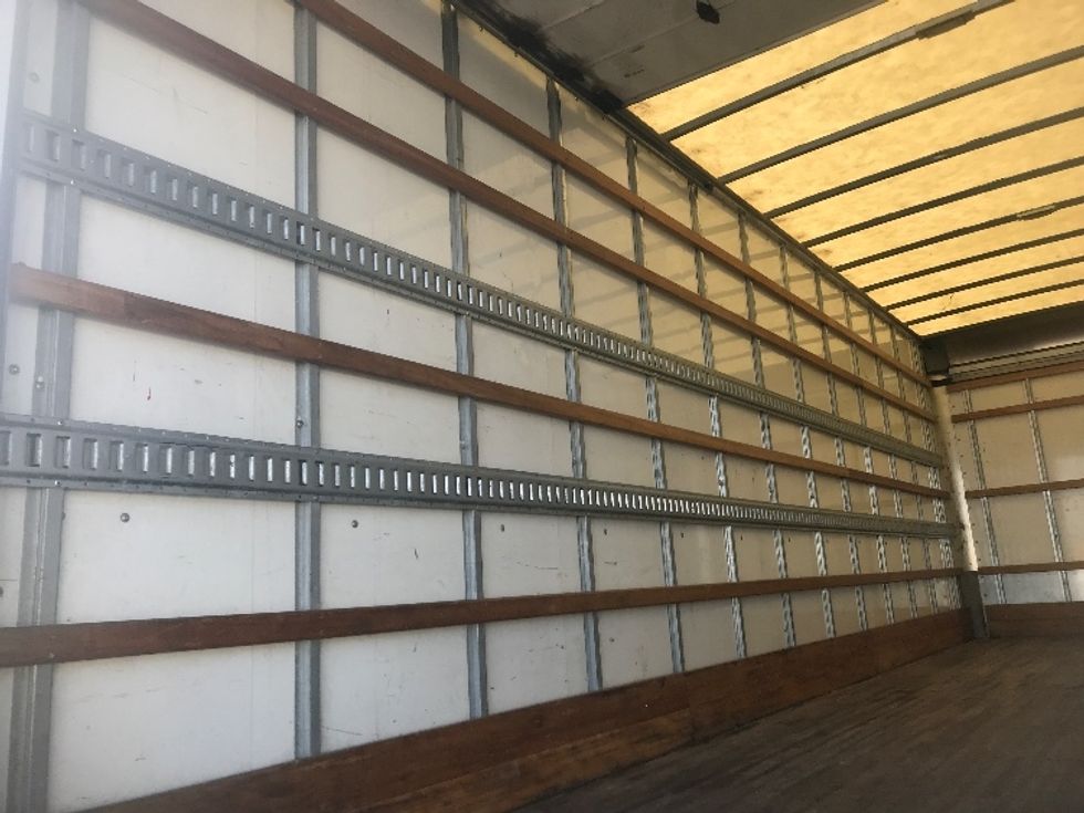 Medium Duty Box Truck-Light and Medium Duty Trucks-International-2021-MV607-Everett-WA-120,377\n\t\tmiles-$ 66,250 - Image 10