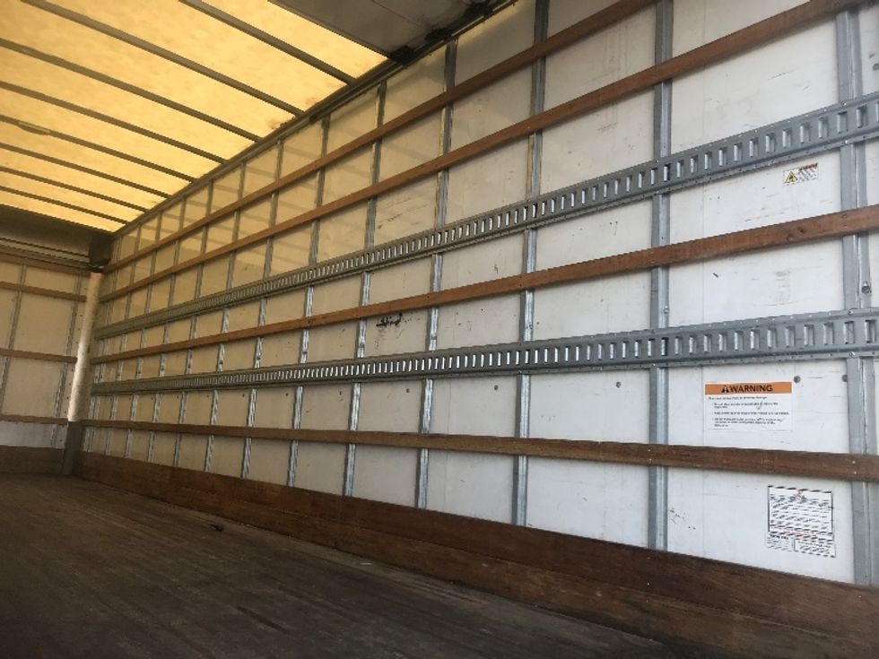 Medium Duty Box Truck-Light and Medium Duty Trucks-International-2021-MV607-Everett-WA-120,377\n\t\tmiles-$ 66,250 - Image 11