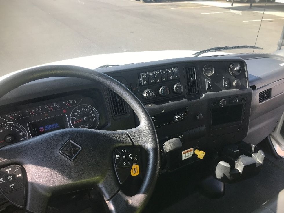 Medium Duty Box Truck-Light and Medium Duty Trucks-International-2021-MV607-Everett-WA-120,377\n\t\tmiles-$ 66,250 - Image 17