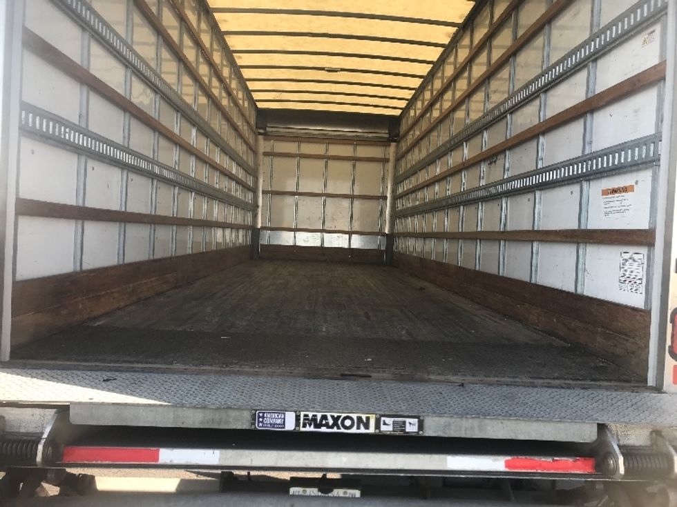 Medium Duty Box Truck-Light and Medium Duty Trucks-International-2021-MV607-Everett-WA-120,377\n\t\tmiles-$ 66,250 - Image 9