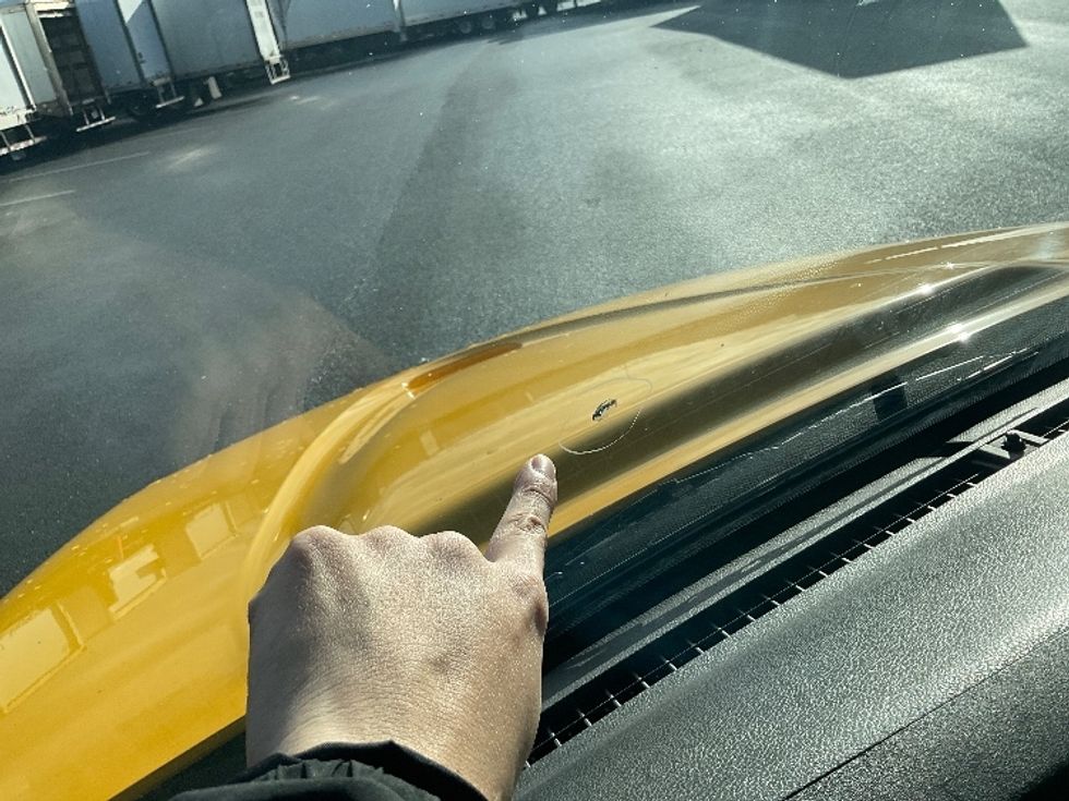 Medium Duty Box Truck-Light and Medium Duty Trucks-International-2021-MV607-Everett-WA-181,882\n\t\tmiles-$ 45,000 - Image 27