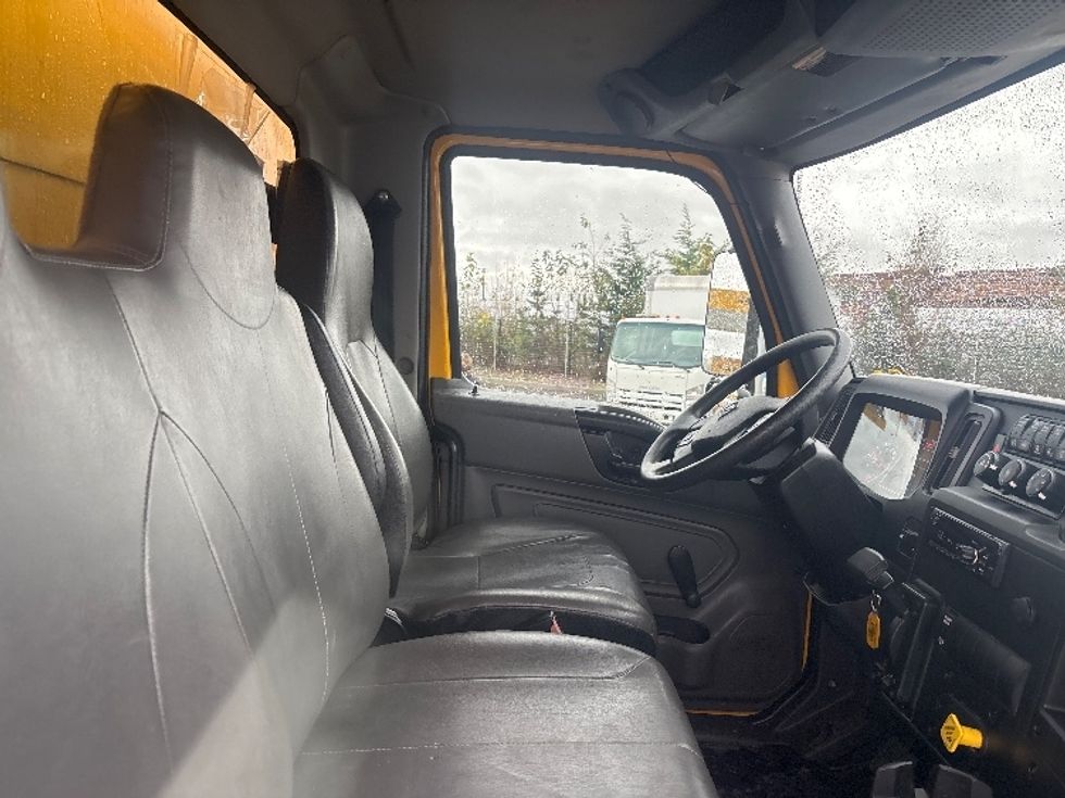 Medium Duty Box Truck-Light and Medium Duty Trucks-International-2021-MV607-Everett-WA-183,186\n\t\tmiles-$ 44,750 - Image 22