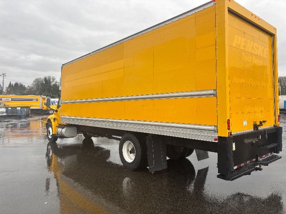 Medium Duty Box Truck-Light and Medium Duty Trucks-International-2021-MV607-Everett-WA-183,186\n\t\tmiles-$ 44,750 - Image 6