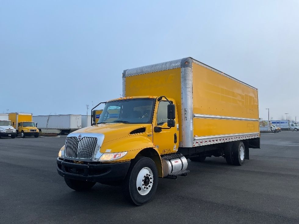 Medium Duty Box Truck-Light and Medium Duty Trucks-International-2021-MV607-Everett-WA-193,998\n\t\tmiles-$ 43,250 - Image 3