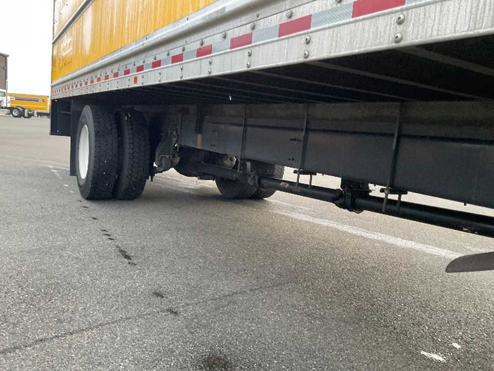 Medium Duty Box Truck-Light and Medium Duty Trucks-International-2021-MV607-Everett-WA-213,272\n\t\tmiles-$ 40,250 - Image 12