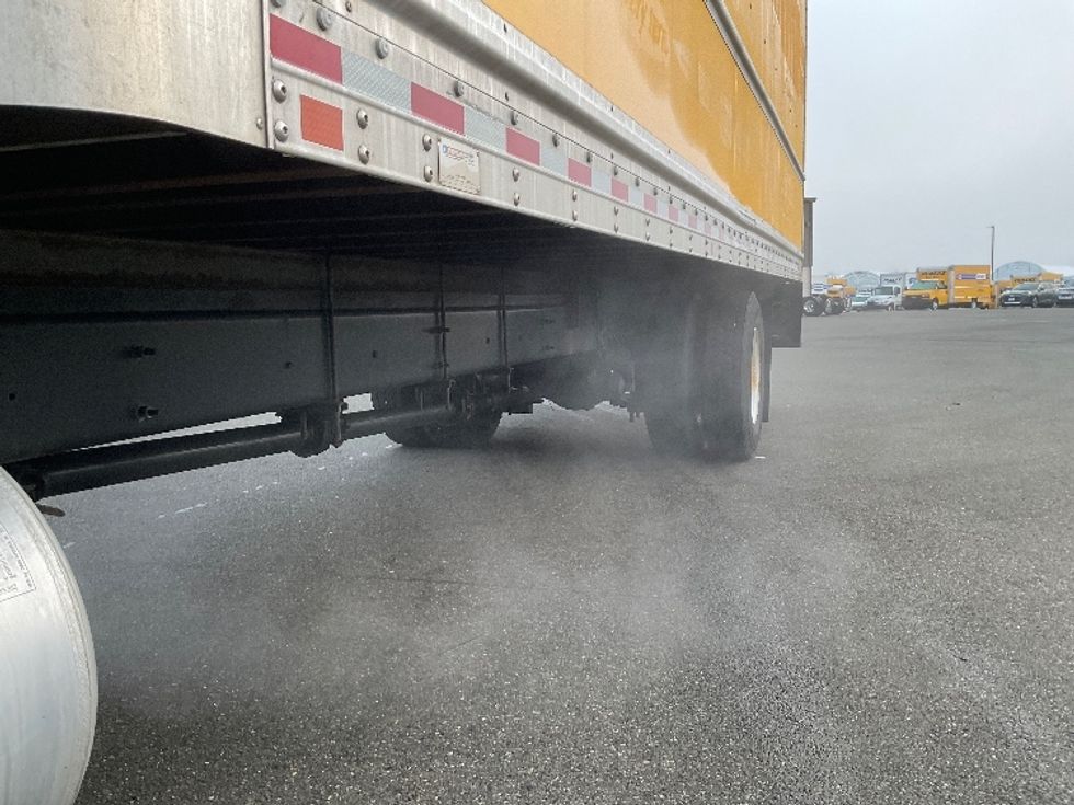 Medium Duty Box Truck-Light and Medium Duty Trucks-International-2021-MV607-Everett-WA-213,272\n\t\tmiles-$ 40,250 - Image 5