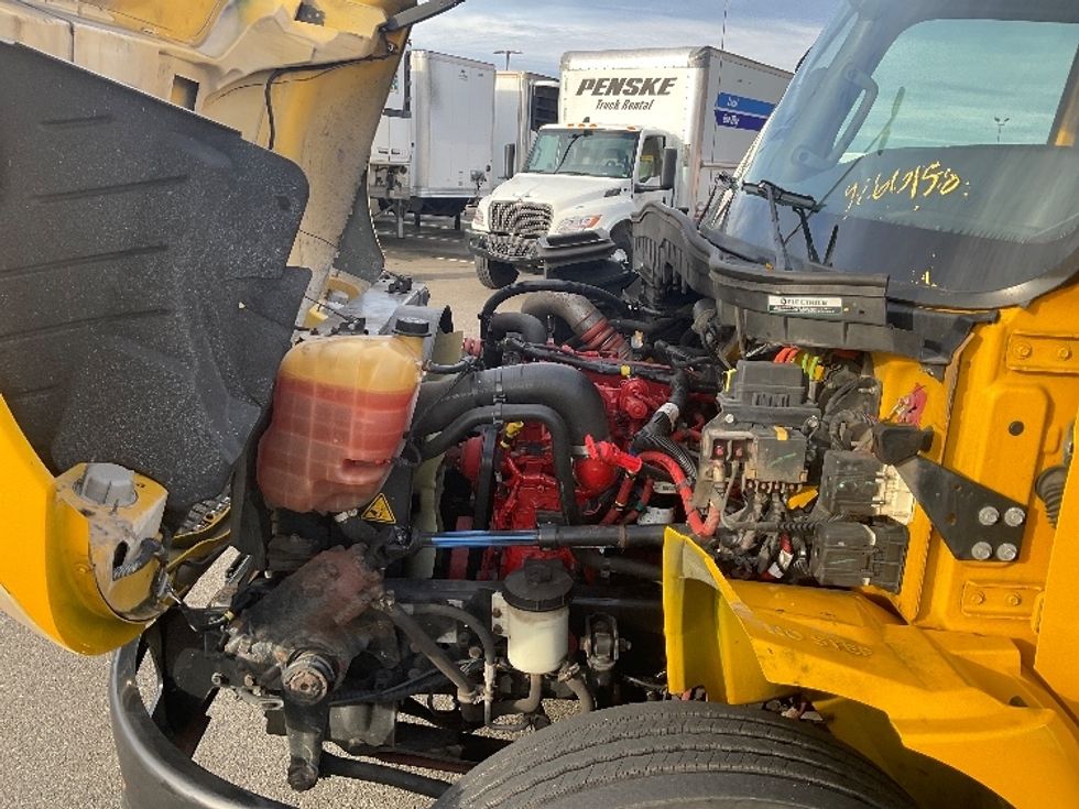 Medium Duty Box Truck-Light and Medium Duty Trucks-International-2021-MV607-Everett-WA-232,223\n\t\tmiles-$ 37,500 - Image 23