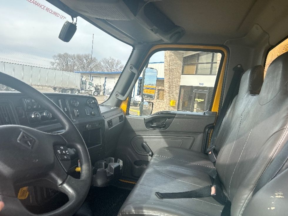 Medium Duty Box Truck-Light and Medium Duty Trucks-International-2021-MV607-Farmington-NM-216,283\n\t\tmiles-$ 40,000 - Image 16