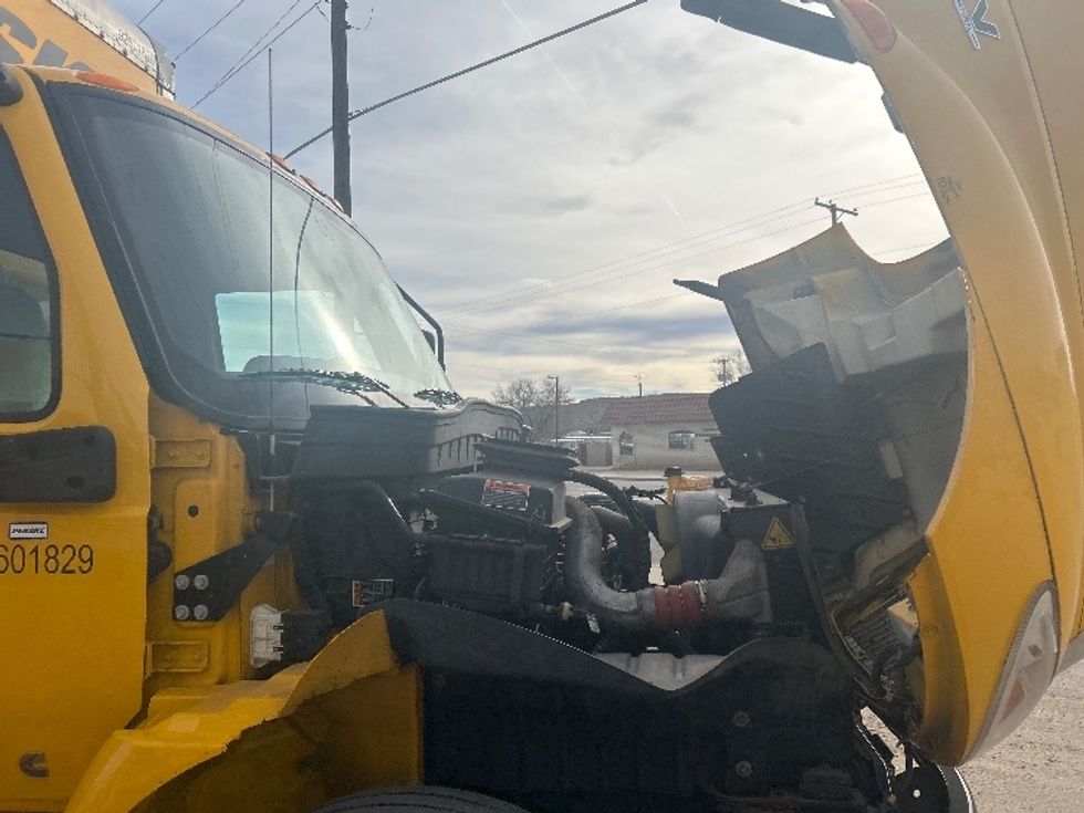 Medium Duty Box Truck-Light and Medium Duty Trucks-International-2021-MV607-Farmington-NM-216,283\n\t\tmiles-$ 40,000 - Image 21