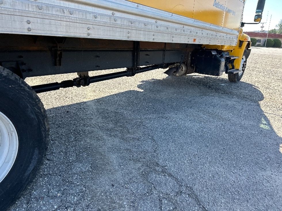 Medium Duty Box Truck-Light and Medium Duty Trucks-International-2021-MV607-Farmington-NM-226,596\n\t\tmiles-$ 41,500 - Image 14