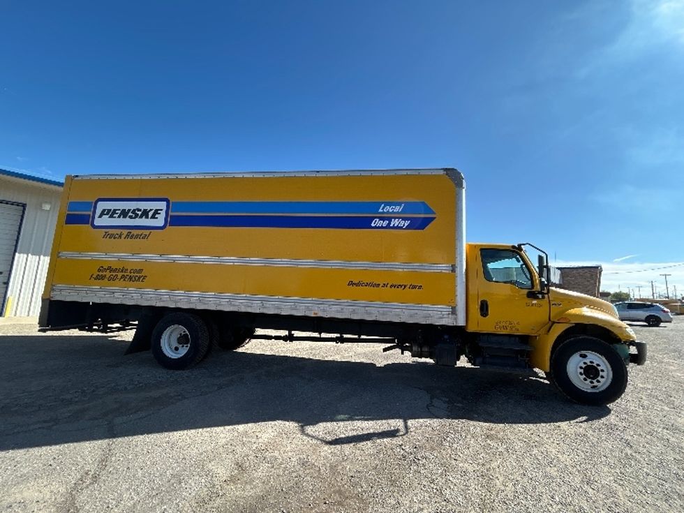Medium Duty Box Truck-Light and Medium Duty Trucks-International-2021-MV607-Farmington-NM-226,596\n\t\tmiles-$ 41,500 - Image 15
