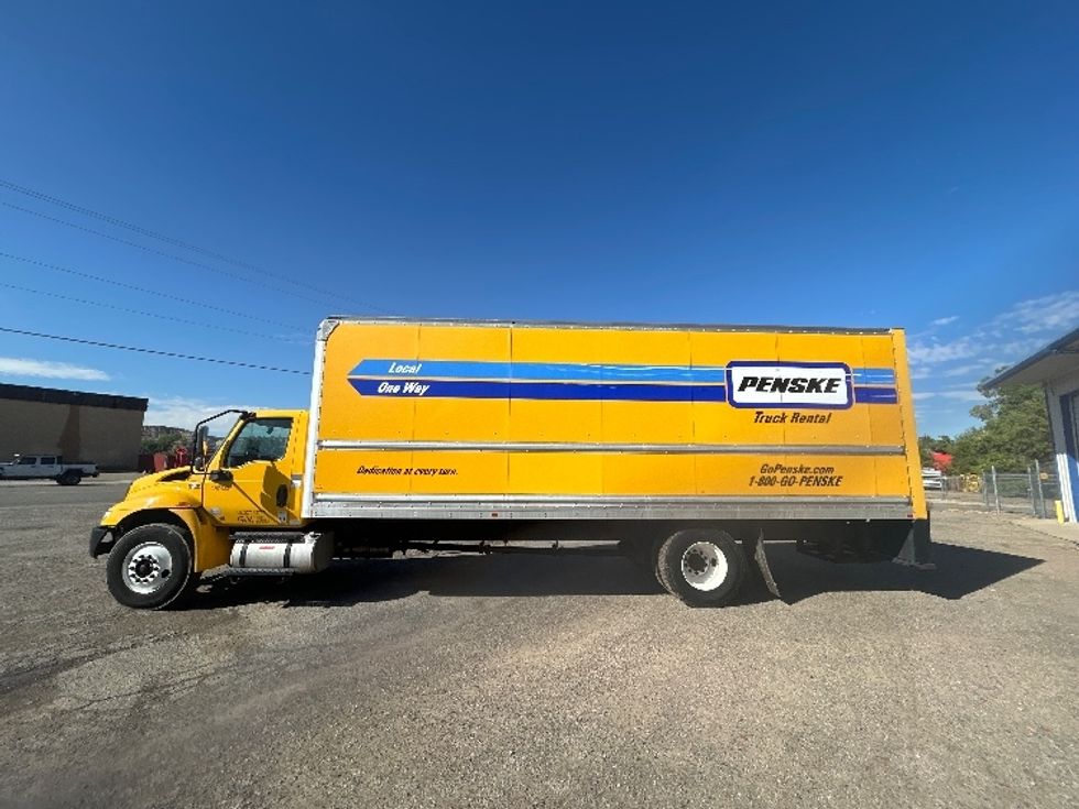 Medium Duty Box Truck-Light and Medium Duty Trucks-International-2021-MV607-Farmington-NM-226,596\n\t\tmiles-$ 41,500 - Image 4