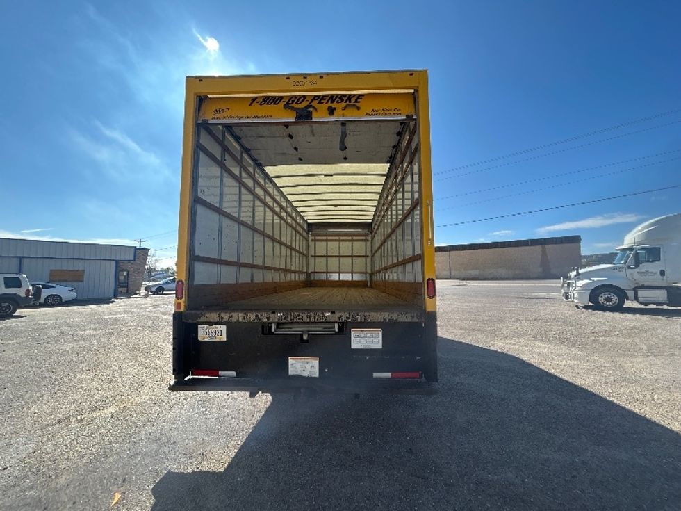 Medium Duty Box Truck-Light and Medium Duty Trucks-International-2021-MV607-Farmington-NM-226,596\n\t\tmiles-$ 41,500 - Image 9