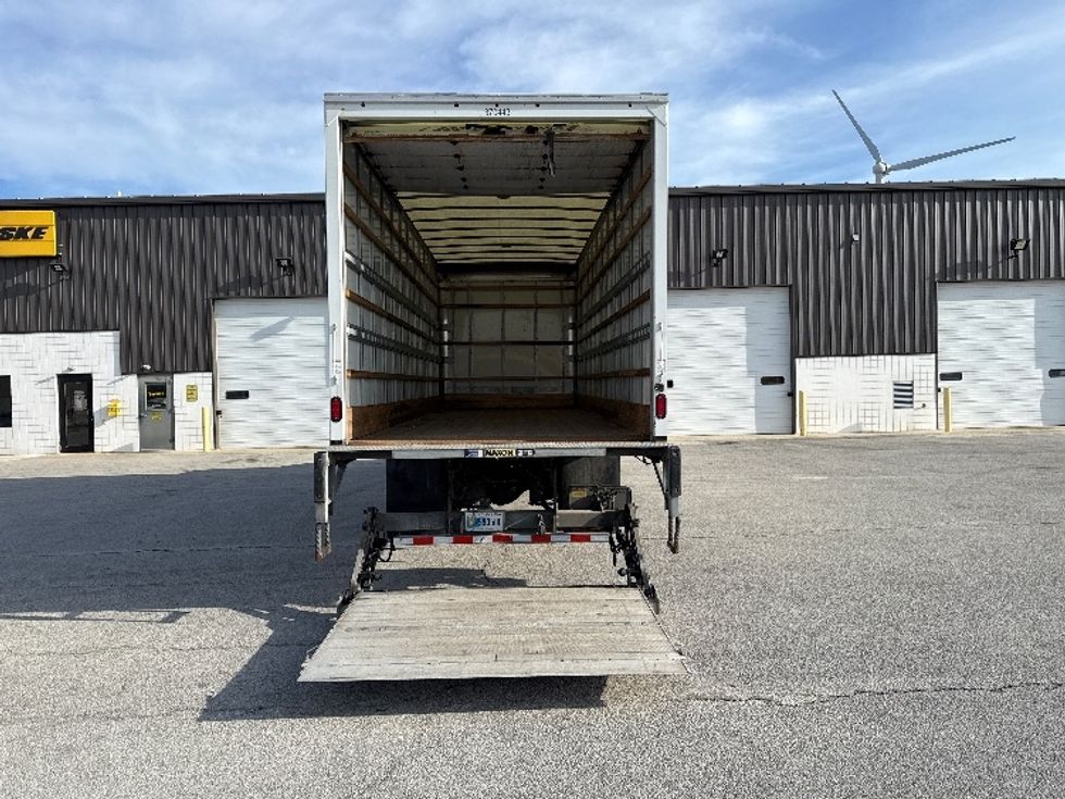 Medium Duty Box Truck-Light and Medium Duty Trucks-International-2021-MV607-Findlay-OH-93,000\n\t\tmiles-$ 68,500 - Image 9