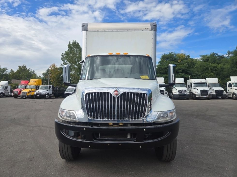 Medium Duty Box Truck-Light and Medium Duty Trucks-International-2021-MV607-Fitchburg-MA-142,862\n\t\tmiles-$ 54,250 - Image 2