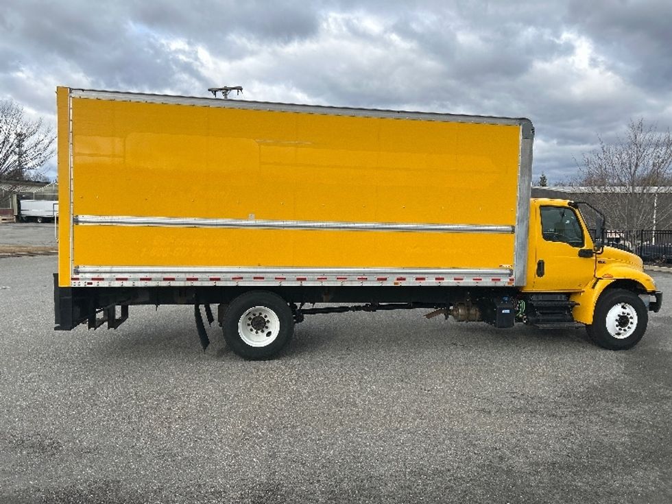 Medium Duty Box Truck-Light and Medium Duty Trucks-International-2021-MV607-Fitchburg-MA-149,252\n\t\tmiles-$ 38,500 - Image 15