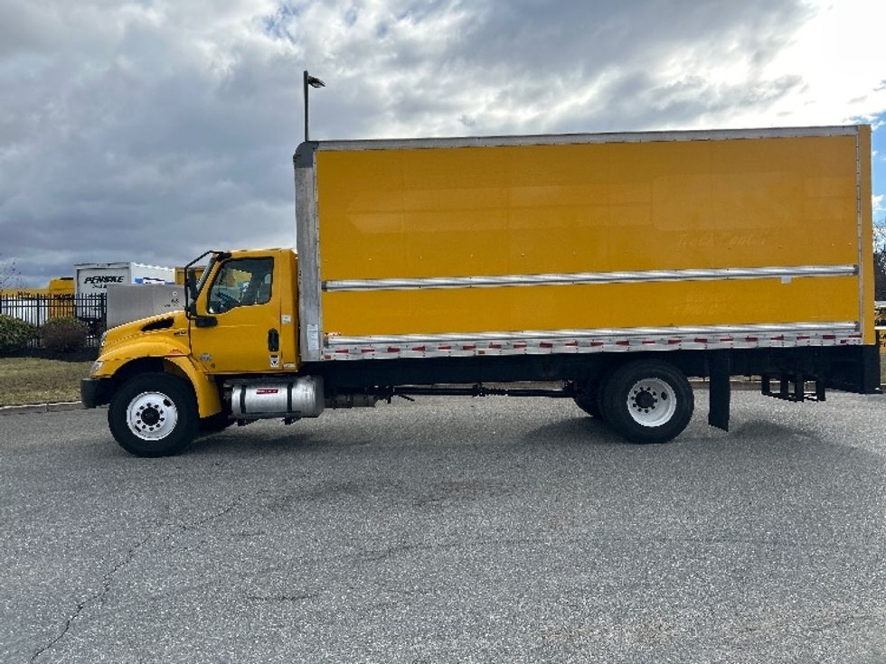 Medium Duty Box Truck-Light and Medium Duty Trucks-International-2021-MV607-Fitchburg-MA-149,252\n\t\tmiles-$ 38,500 - Image 4