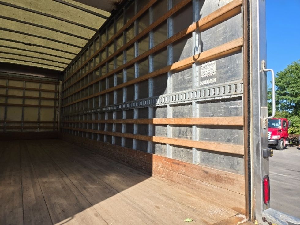 Medium Duty Box Truck-Light and Medium Duty Trucks-International-2021-MV607-Fitchburg-MA-183,520\n\t\tmiles-$ 48,500 - Image 12