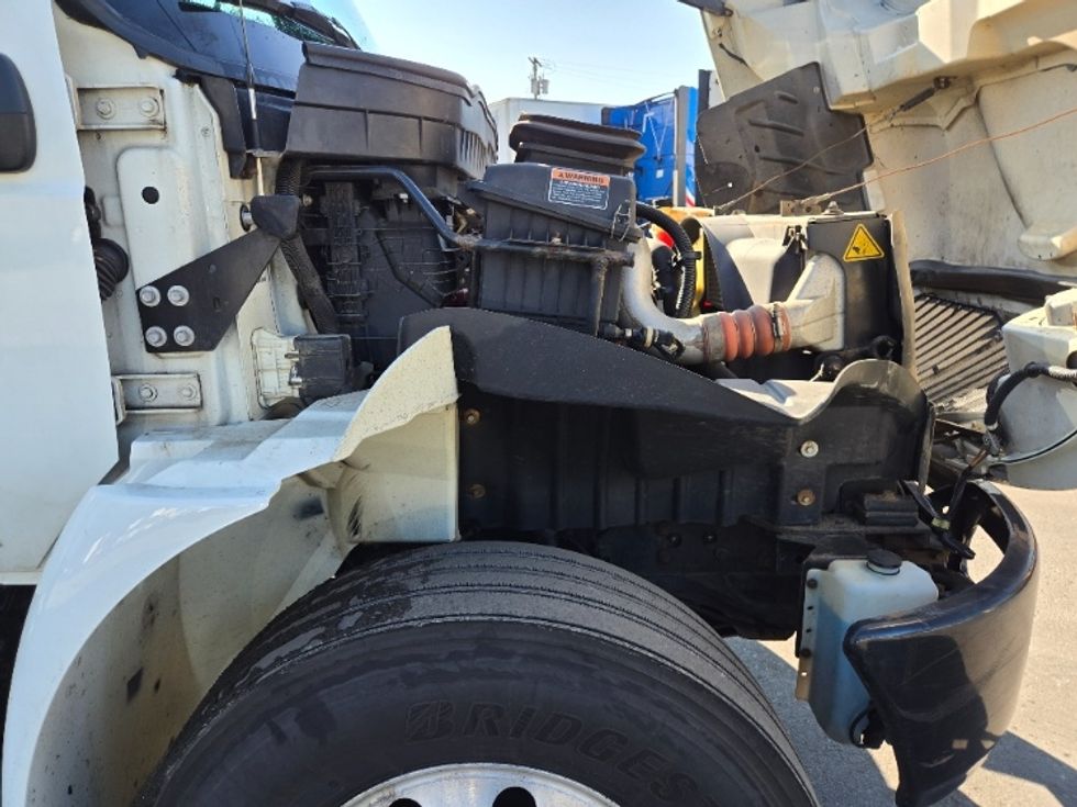 Medium Duty Box Truck-Light and Medium Duty Trucks-International-2021-MV607-Fitchburg-MA-183,520\n\t\tmiles-$ 48,500 - Image 23