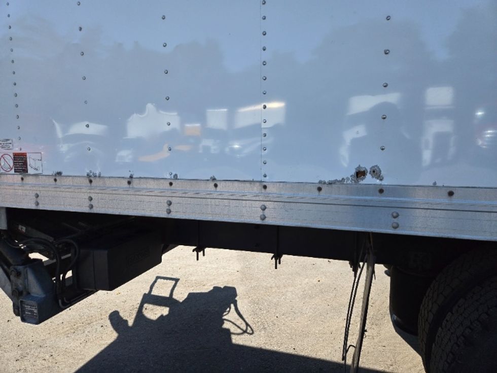 Medium Duty Box Truck-Light and Medium Duty Trucks-International-2021-MV607-Fitchburg-MA-183,520\n\t\tmiles-$ 48,500 - Image 28
