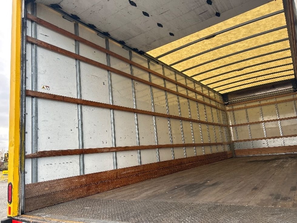 Medium Duty Box Truck-Light and Medium Duty Trucks-International-2021-MV607-Fitchburg-MA-194,554\n\t\tmiles-$ 38,250 - Image 11